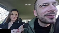 Venus rey me chevauche dans la voiture