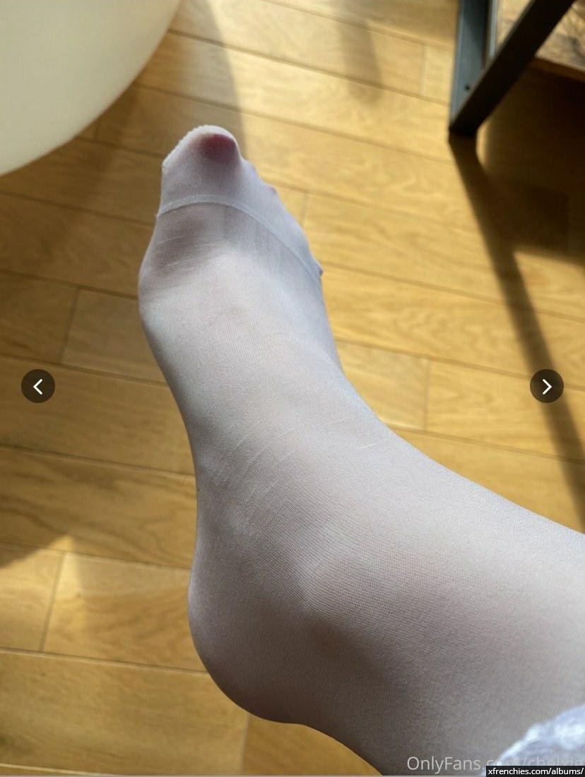 Photos des pieds de Chelxie Onlyfans Leak n°16