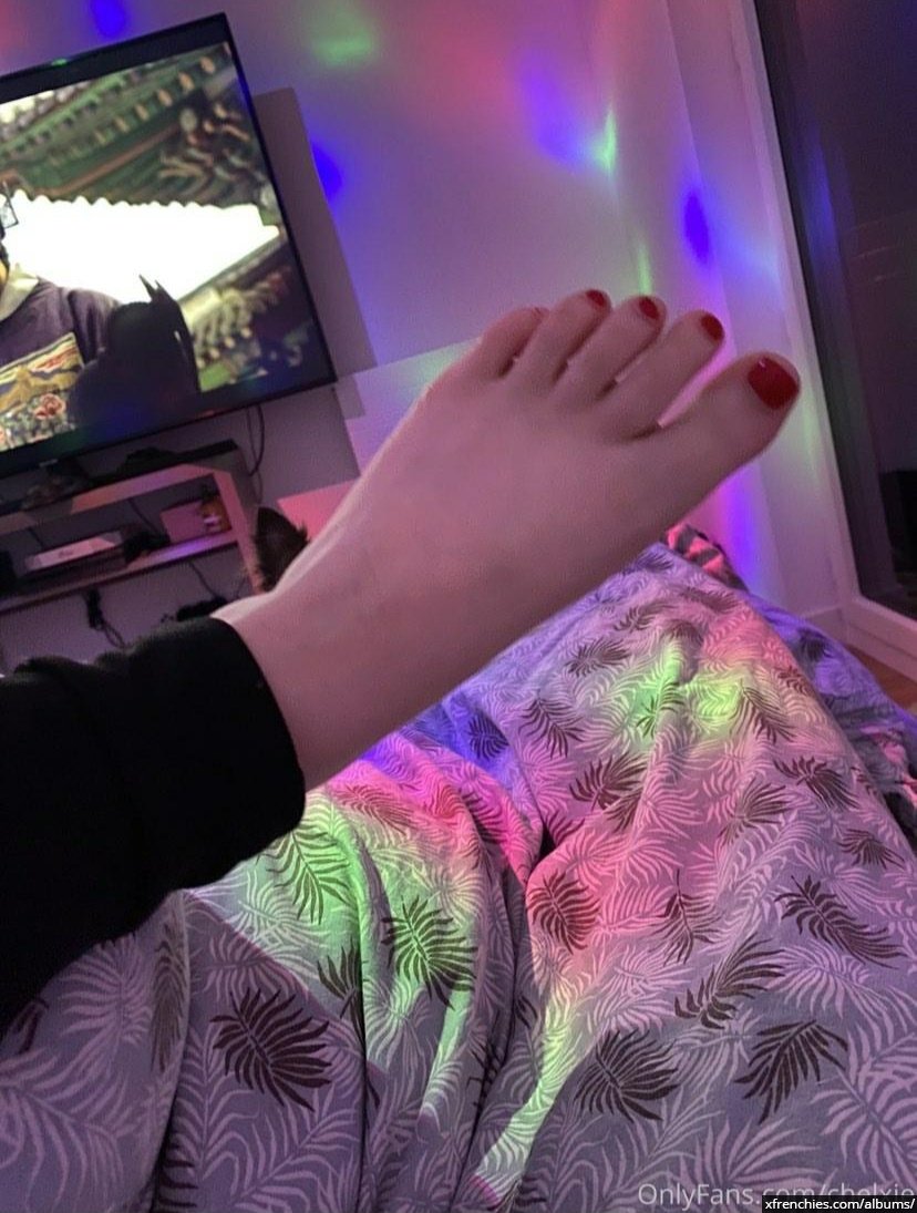 Photos des pieds de Chelxie Onlyfans Leak n°43