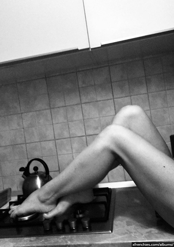 Stockings porn pics, hot feet fetish pics n°27