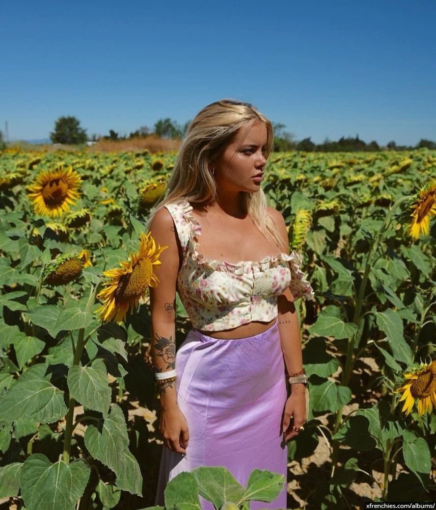 Photos très sexy et chaude de la youtubeuse Romy (Romane) n°42