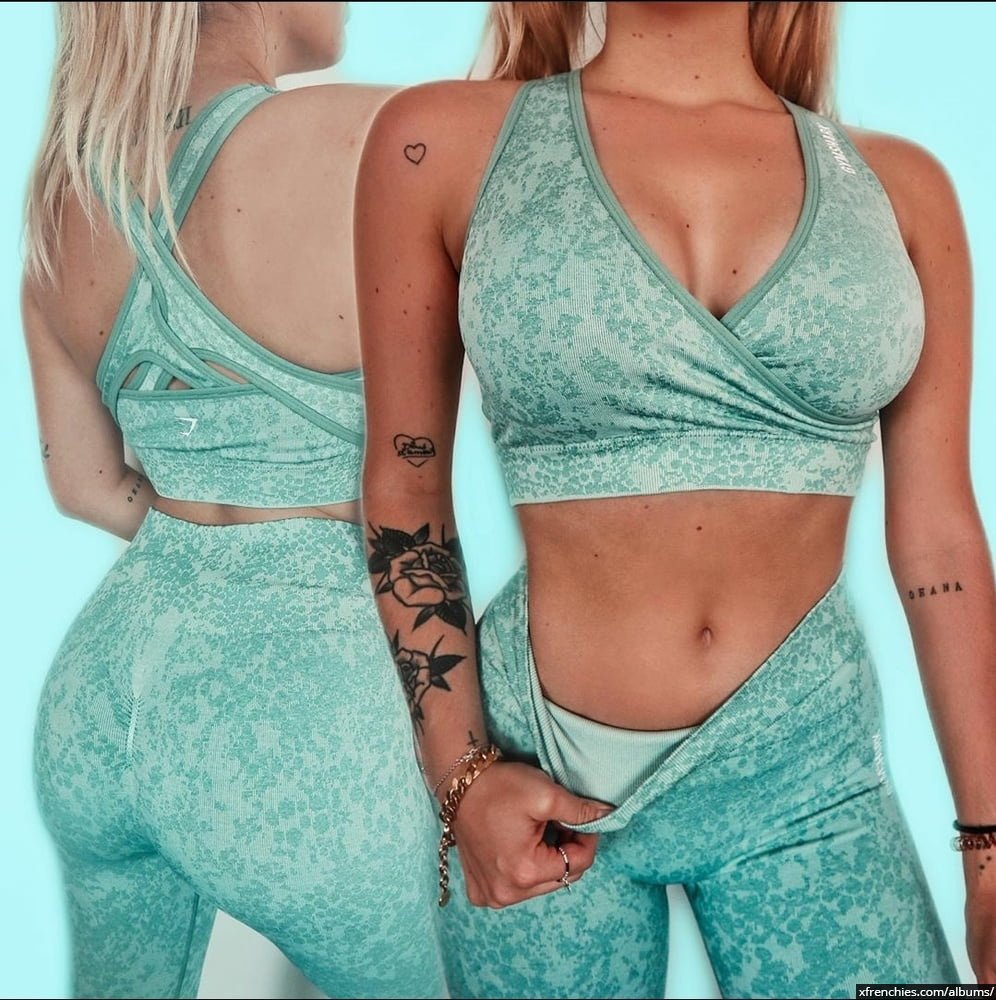 Photos très sexy et chaude de la youtubeuse Romy (Romane) n°56