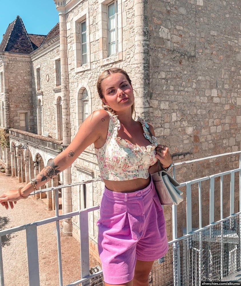 Photos très sexy et chaude de la youtubeuse Romy (Romane) n°63