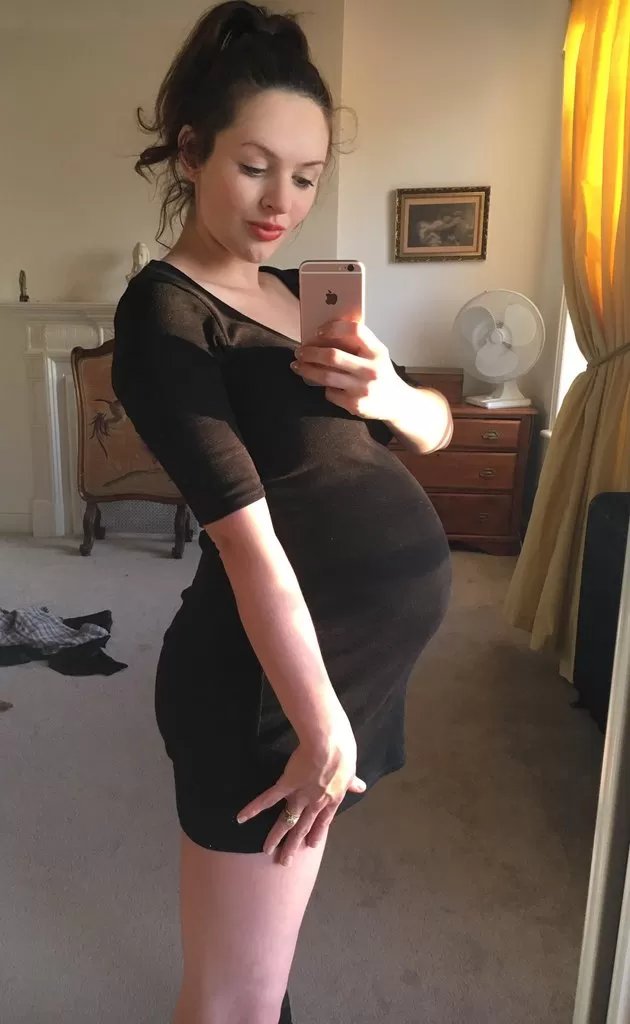 Nudes snapchat d’une jeune et jolie brunette n°6