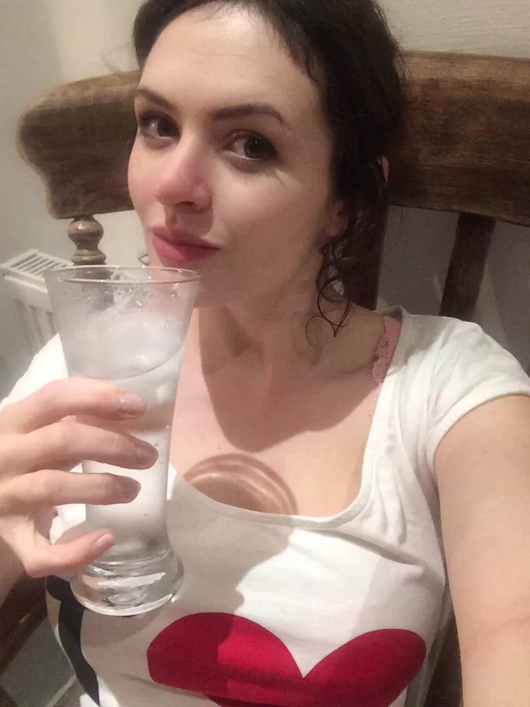 Nudes snapchat d’une jeune et jolie brunette n°23