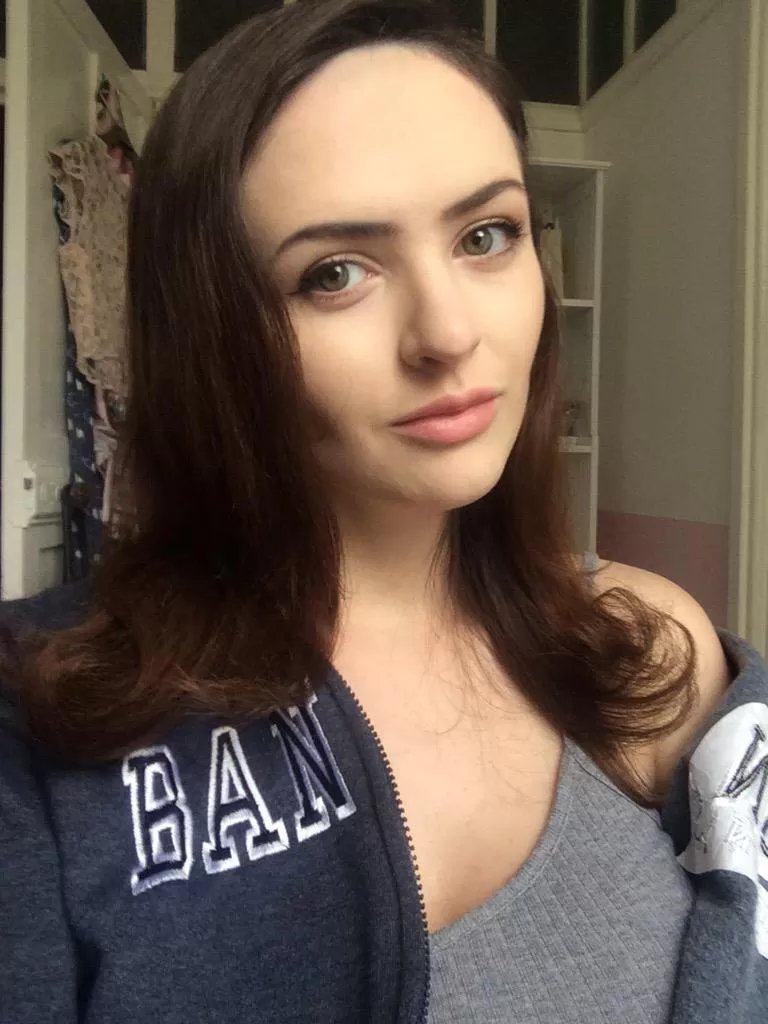 Nudes snapchat d’une jeune et jolie brunette n°52