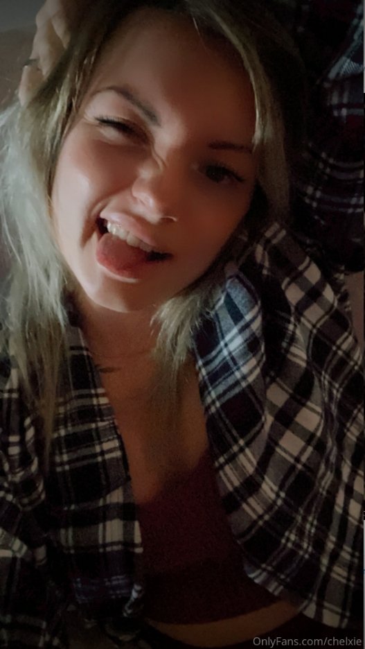 All leaks onlyfans and snapchat nudes of Chelxie part 1 n°23