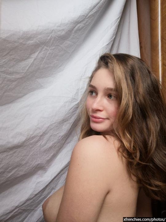 Photos sexys et nudes Anthéa Bertrand leak mymfans n°49