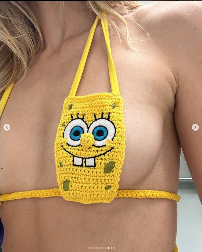 Deep fake et nudes de Angèle n°8